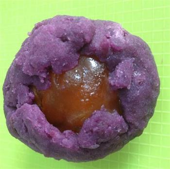紫薯蛋黄酥的做法步骤12