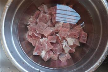 香辣牛肉面-一碗解馋的做法图解1