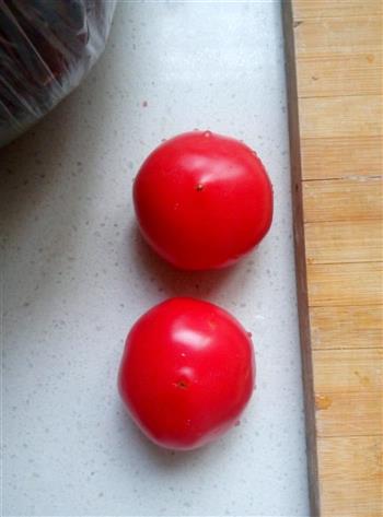 金针番茄炒面的做法步骤3