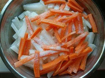 泡菜，酸辣萝卜的做法步骤1