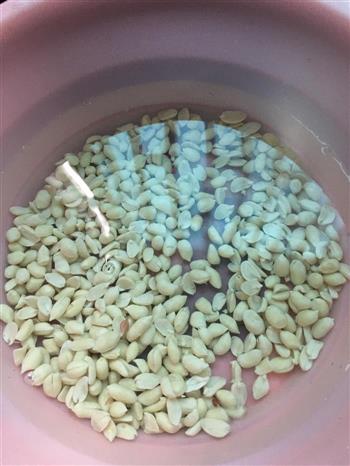 花生牛奶高压锅的做法步骤2