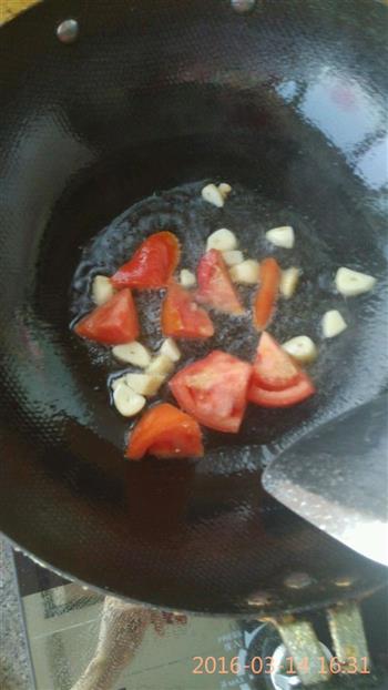 爆炒圆白菜西红柿的做法图解3