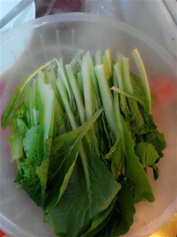 小白菜排骨汤的做法步骤2