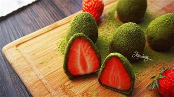 抹茶草莓大福-洋气红配绿的做法步骤1