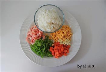 虾仁芝士焗饭的做法步骤1