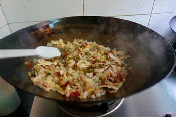 白蘑咸菜炒肉丝儿-下饭绝配的做法步骤12