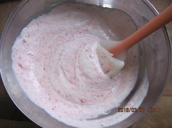草莓芝士慕斯蛋糕-没有烤箱也能做精致甜点的做法步骤17
