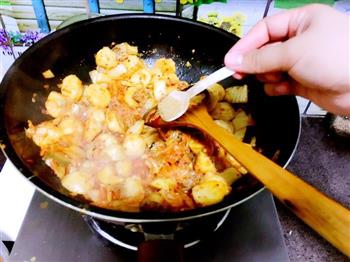 辣白菜杂焖锅的做法步骤7