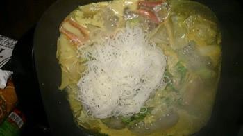 泰式孜然咖喱虾片米粉的做法步骤3
