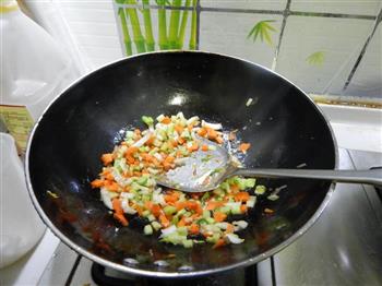 蔬菜炒饭的做法步骤6