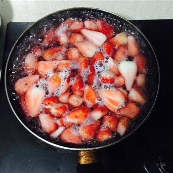 冰镇草莓罐头的做法步骤4