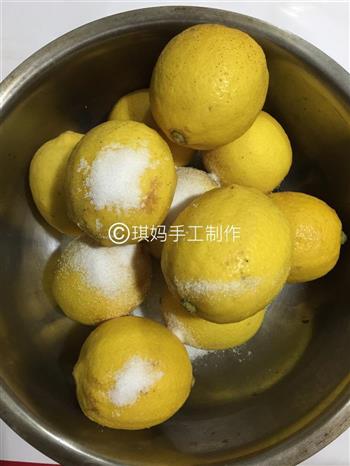 川贝柠檬膏，纯手工，无添加的做法步骤2