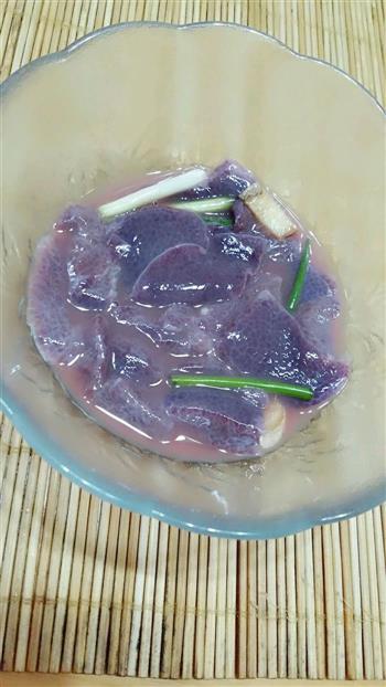 菠菜猪肝汤→补血养颜的做法步骤5