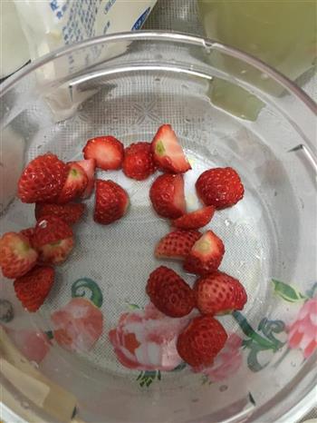 餐盒草莓班戟的做法步骤5
