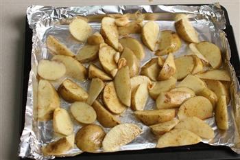 蒜香烤翅根土豆的做法步骤6