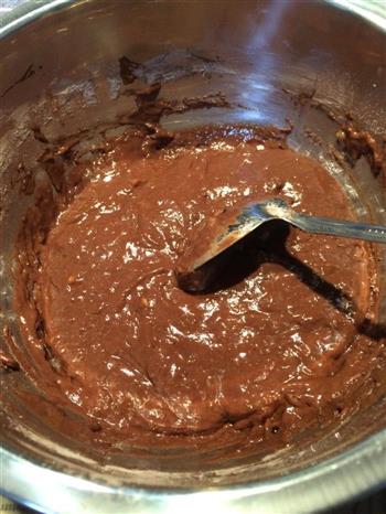 香蕉巧克力蛋糕的做法步骤7