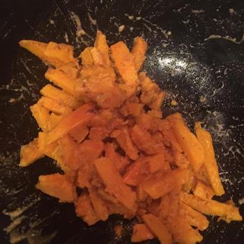 咸蛋黄焗南瓜的做法步骤6
