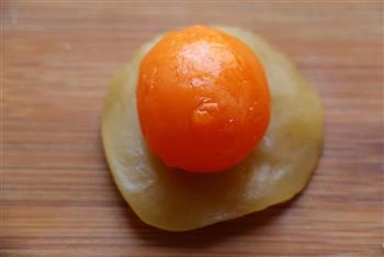 广式莲蓉蛋黄月饼的做法图解4