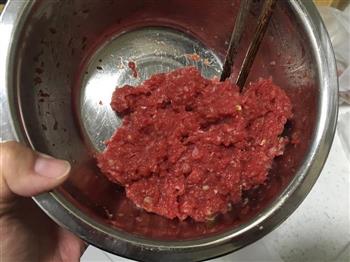辅食-牛肉丸子的做法步骤1