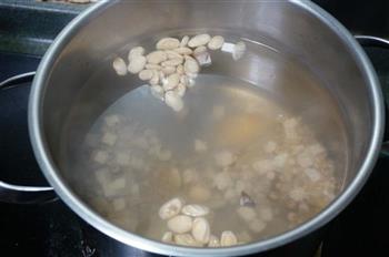 祛湿排骨汤的做法步骤1