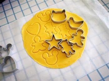 可爱卡通糖霜小饼干，黄油饼干做法的做法图解6