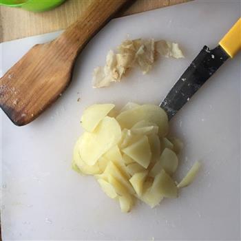 玉米土豆浓汤的做法图解5