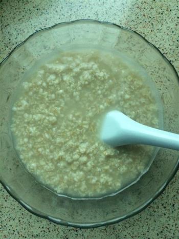 双莓牛奶燕麦粥的做法步骤3