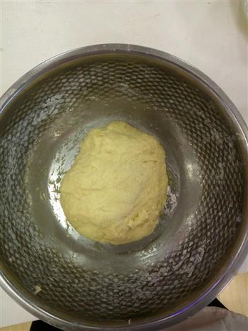 豆沙面包卷的做法步骤2