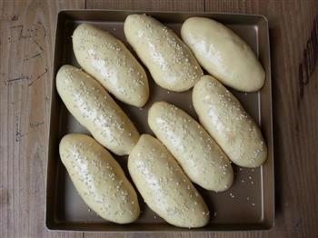 芝麻肉松面包的做法步骤6