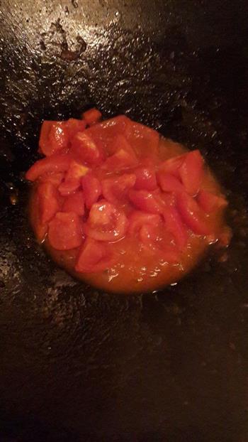 老少皆宜的番茄煮鱼的做法步骤6