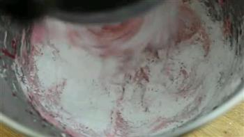 覆盆子奶油霜的做法图解6