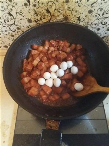 红烧肉炖鹌鹑蛋的做法步骤5