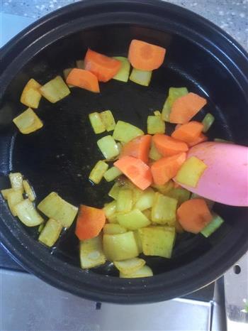 蔬菜蒸粗麦粉-塔吉锅菜谱的做法步骤5