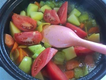 蔬菜蒸粗麦粉-塔吉锅菜谱的做法步骤6