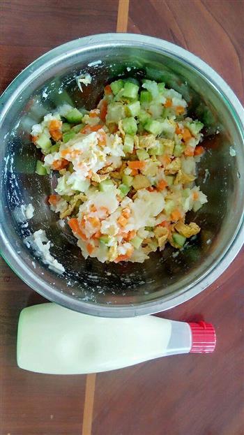 沙律土豆泥三文治的做法步骤3
