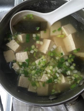 日式海带豆腐汤的做法步骤5