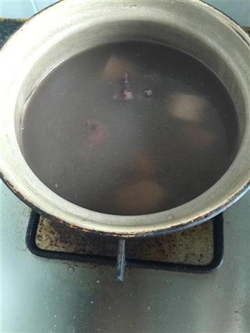 淮山赤小豆排骨汤的做法图解1