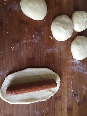 马铃薯美式香肠面包的做法步骤4
