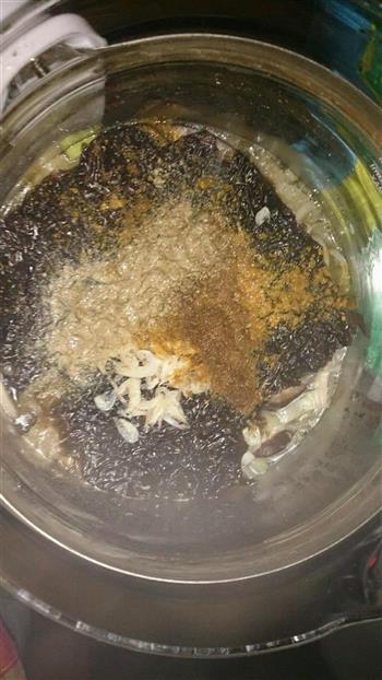 泰式肉皮紫菜菌菇汤的做法步骤4