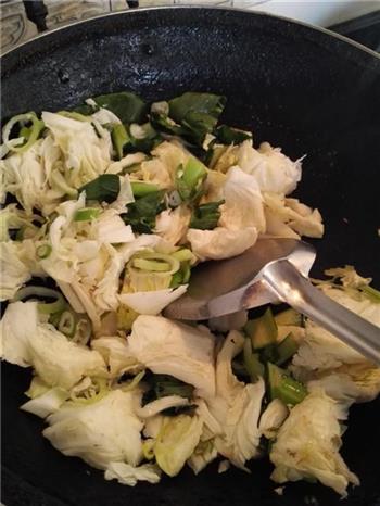 白菜炖冻豆腐的做法图解4