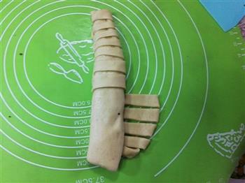 毛毛虫面包的做法图解8