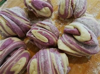 紫薯花卷的做法图解4