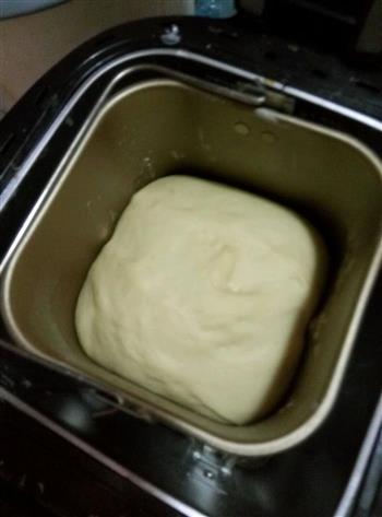 奶香豆沙小面包的做法图解6