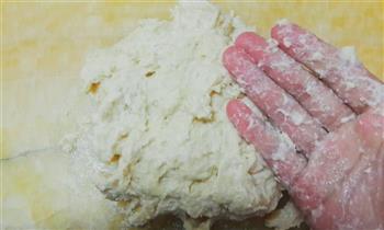 超柔软的牛奶面包-手揉版的做法步骤1