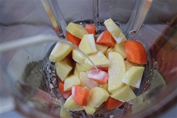 胡萝卜土豆浓汤的做法步骤3