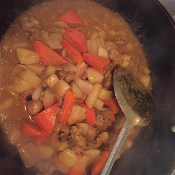 咖喱土豆胡萝卜炖鸡的做法步骤16