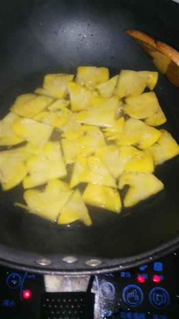 菠萝罐头的做法步骤1