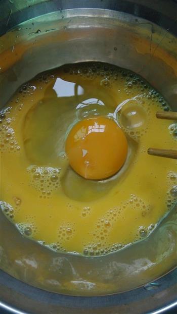 香煎鸡蛋馒头片的做法图解2