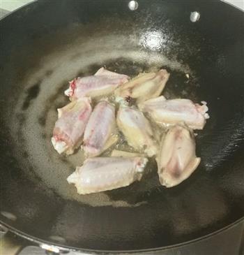 懒人香菇鸡翅焗饭的做法图解1