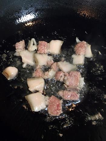 鲶鱼烧豆腐的做法步骤3
